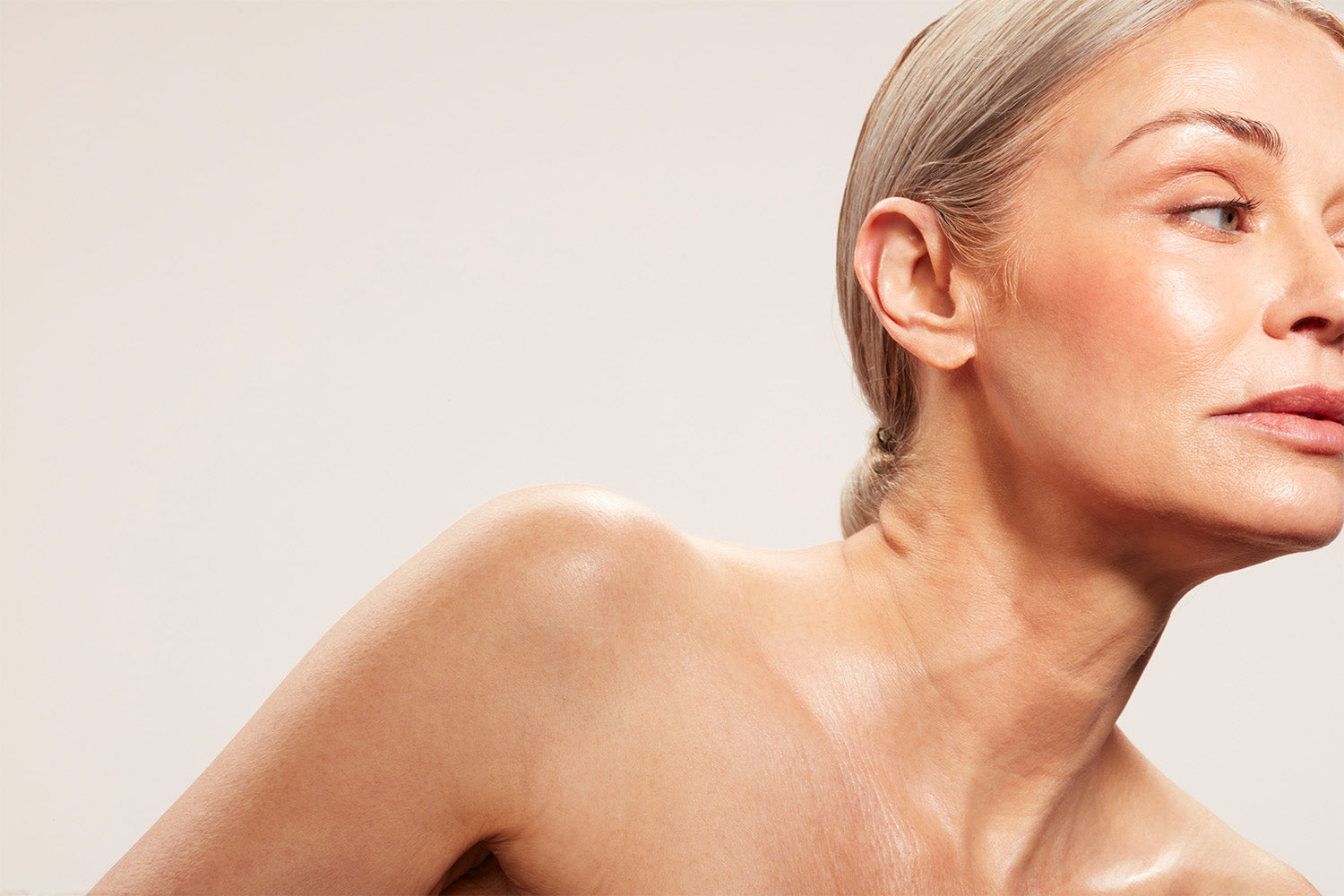 7 Techniques To Get Rid of Neck Wrinkles