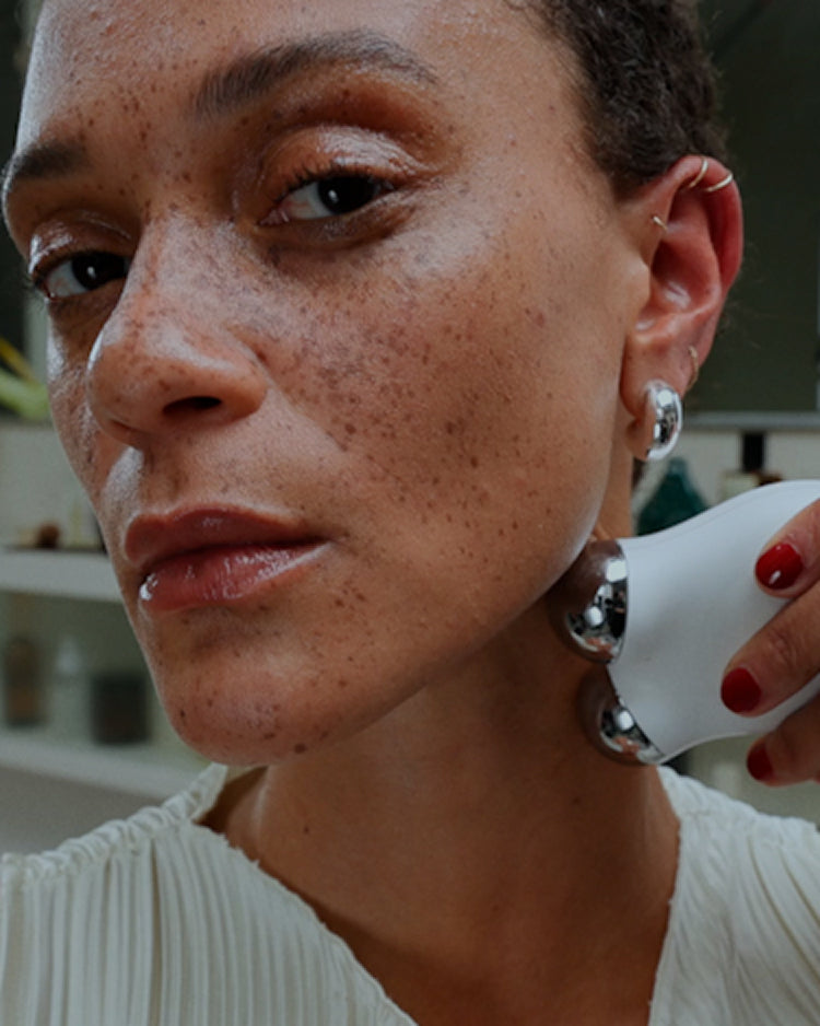 MINI+ Portable Microcurrent Facial Toning Kit | NUFACE